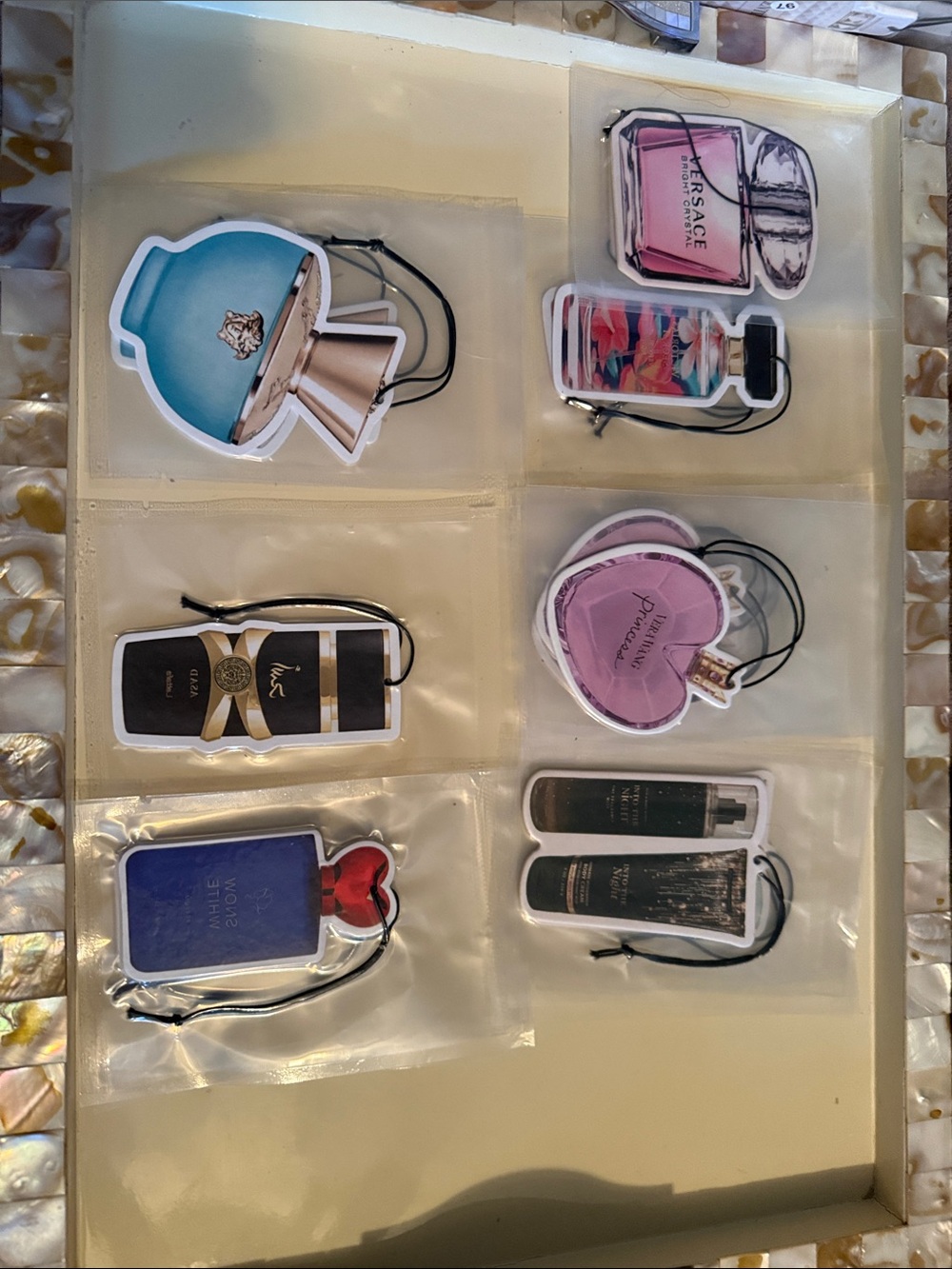 12 Hanging air fresheners. Many choices - Picture 4 of 8